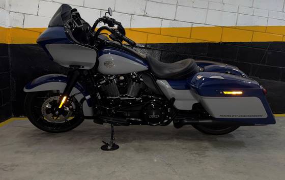HARLEY-DAVIDSON ROAD GLIDE SPECIAL 